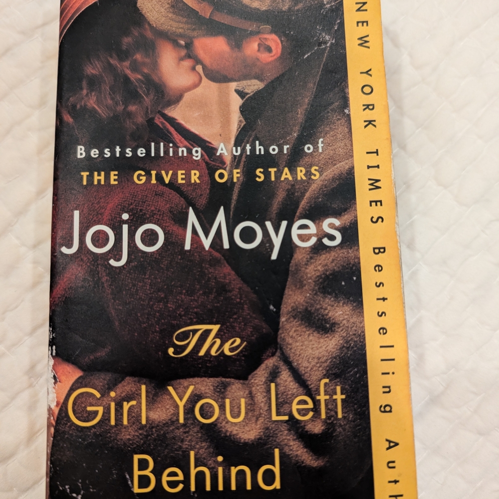 Jojo Moyes 'The Girl You Left Behind' Book